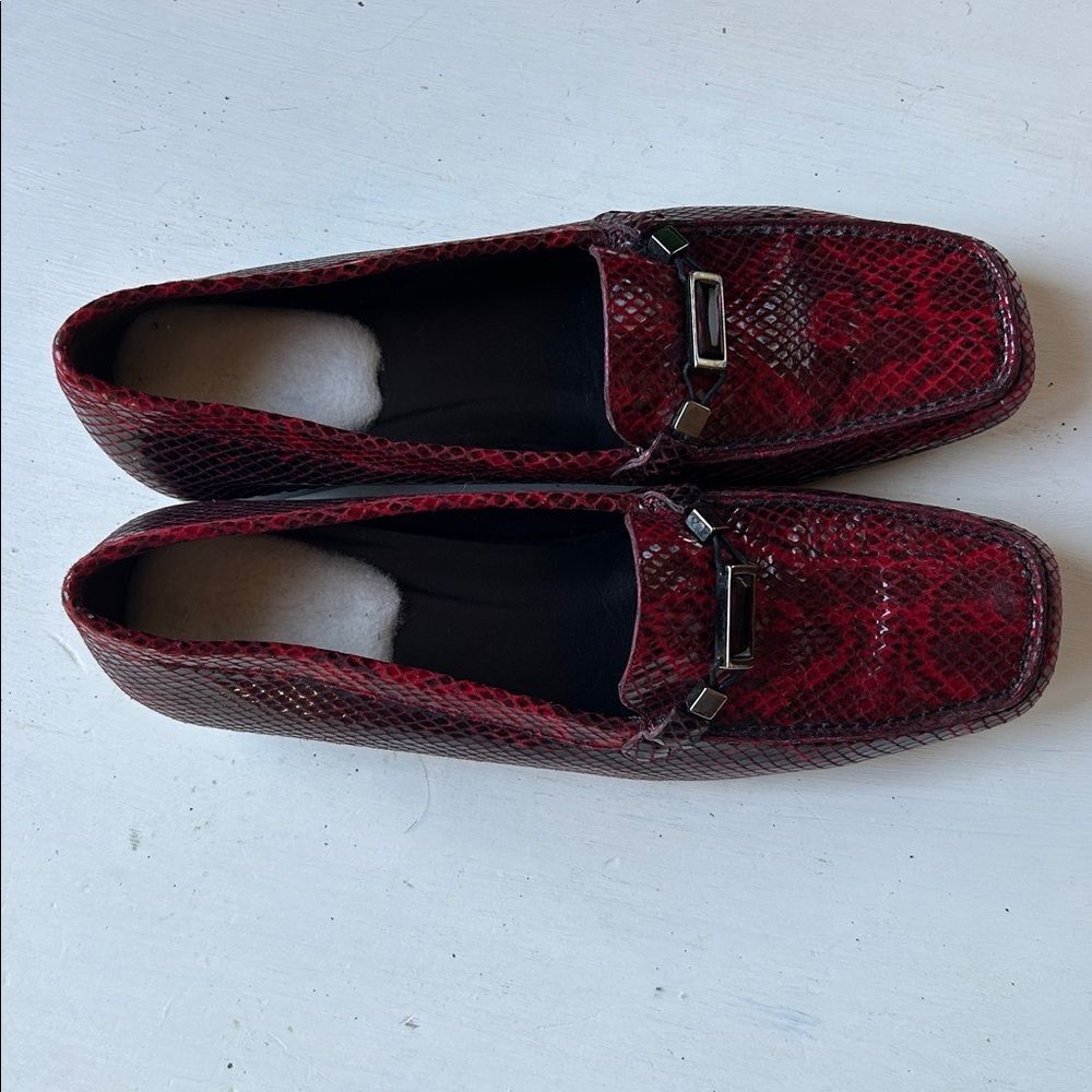 Stuart Weitzman Ruby Red Serpentine Slip On Oxfor… - image 7